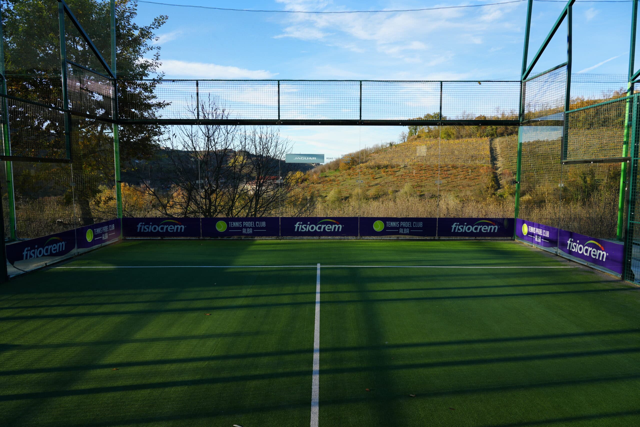 Paletto del Tennis Club con indicazioni
